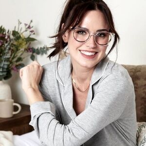 ✨Bestseller✨ Tortoise Shell Round Frame Readers 1.5